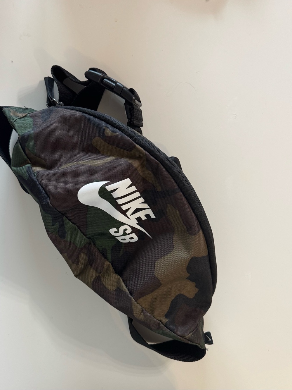 Nike SB Camo Belt Bag in Olive Green and Black